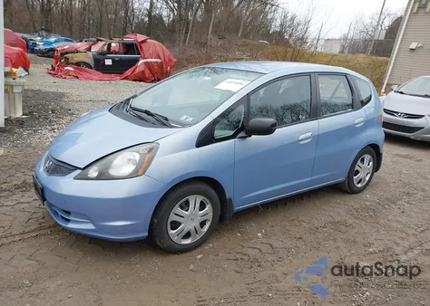 2010 Honda Fit z USA, uszkodzony, nr VIN JHMGE8H25AC029772